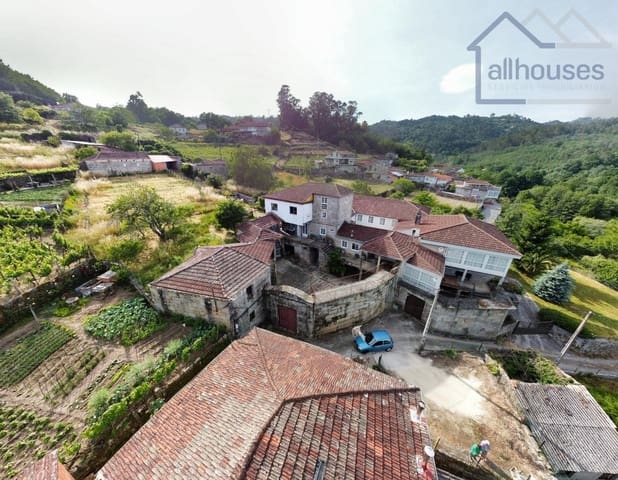 5 bedroom Finca/Country House for sale in Carballeda de Avia - € 249,000 (Ref: 9417279)