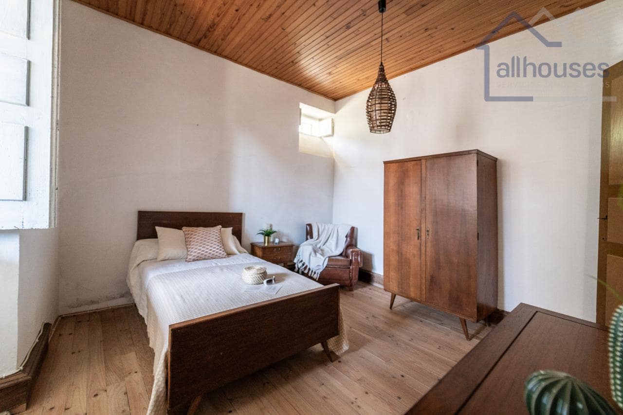 5 bedroom Finca/Country House for sale in Carballeda de Avia - € 249,000 (Ref: 9417279)