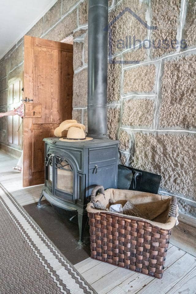 5 bedroom Finca/Country House for sale in Carballeda de Avia - € 249,000 (Ref: 9417279)