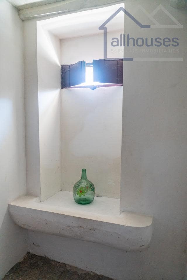 5 bedroom Finca/Country House for sale in Carballeda de Avia - € 249,000 (Ref: 9417279)