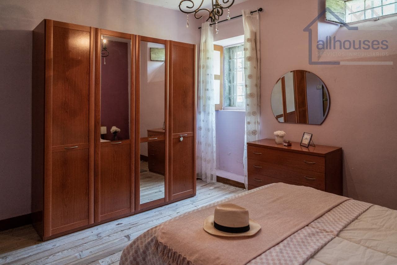 5 bedroom Finca/Country House for sale in Carballeda de Avia - € 249,000 (Ref: 9417279)