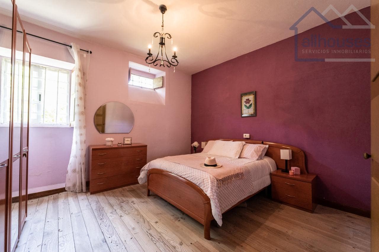 5 bedroom Finca/Country House for sale in Carballeda de Avia - € 249,000 (Ref: 9417279)