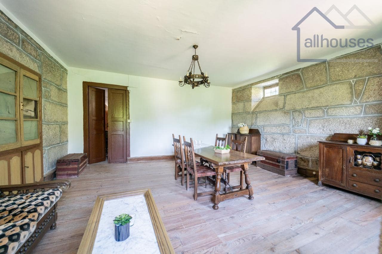 5 bedroom Finca/Country House for sale in Carballeda de Avia - € 249,000 (Ref: 9417279)