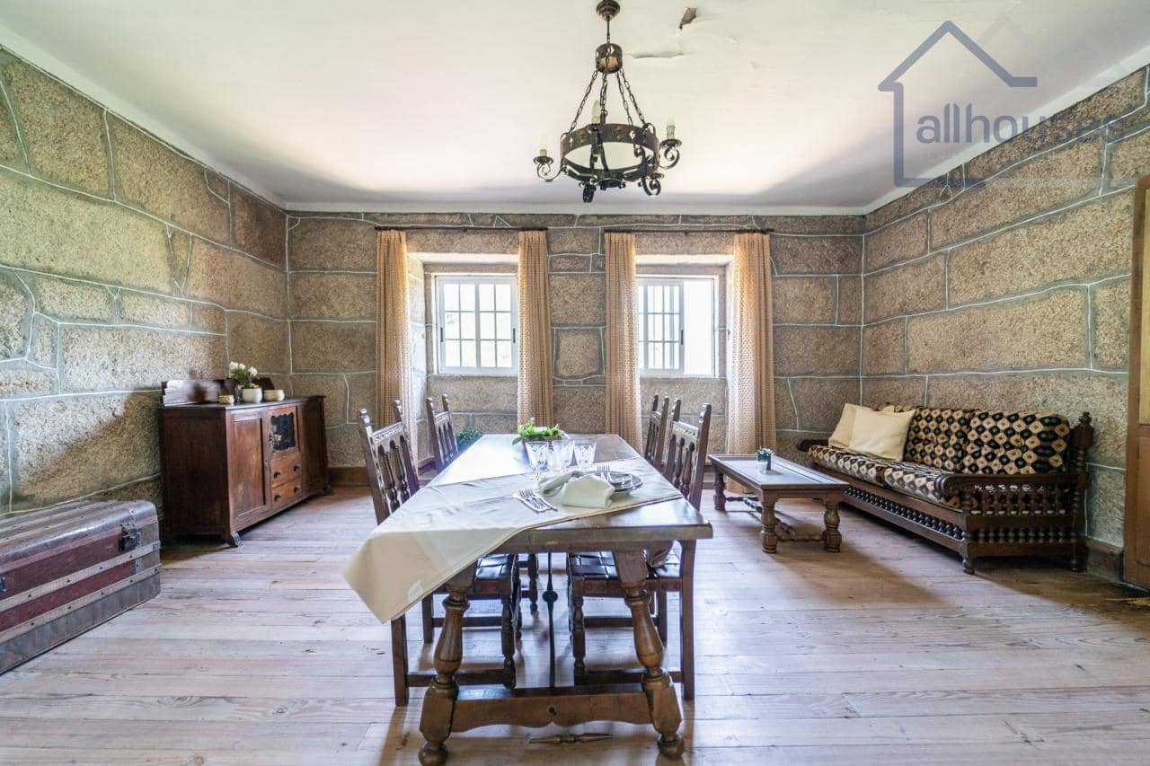 5 bedroom Finca/Country House for sale in Carballeda de Avia - € 249,000 (Ref: 9417279)