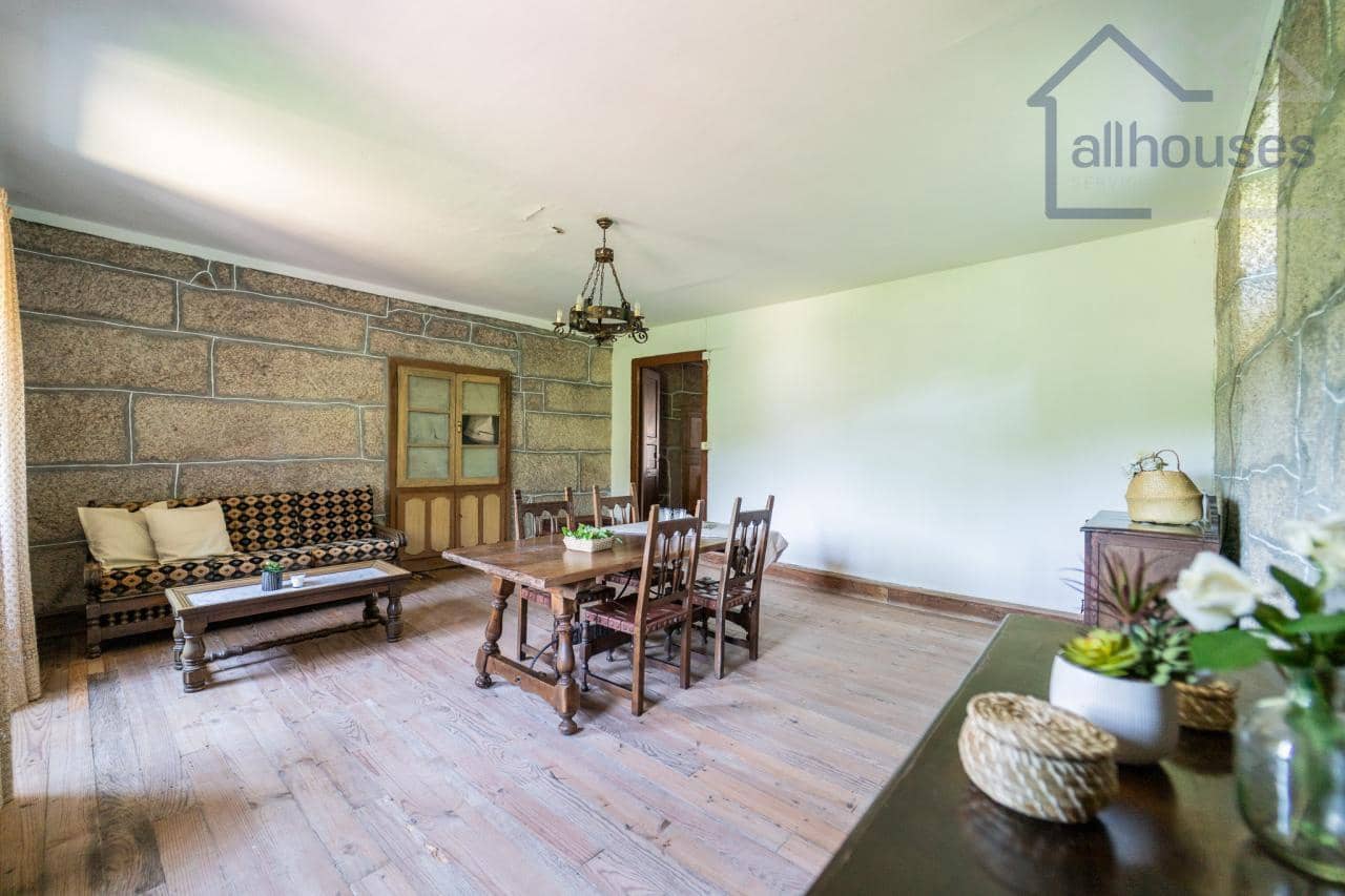 5 bedroom Finca/Country House for sale in Carballeda de Avia - € 249,000 (Ref: 9417279)