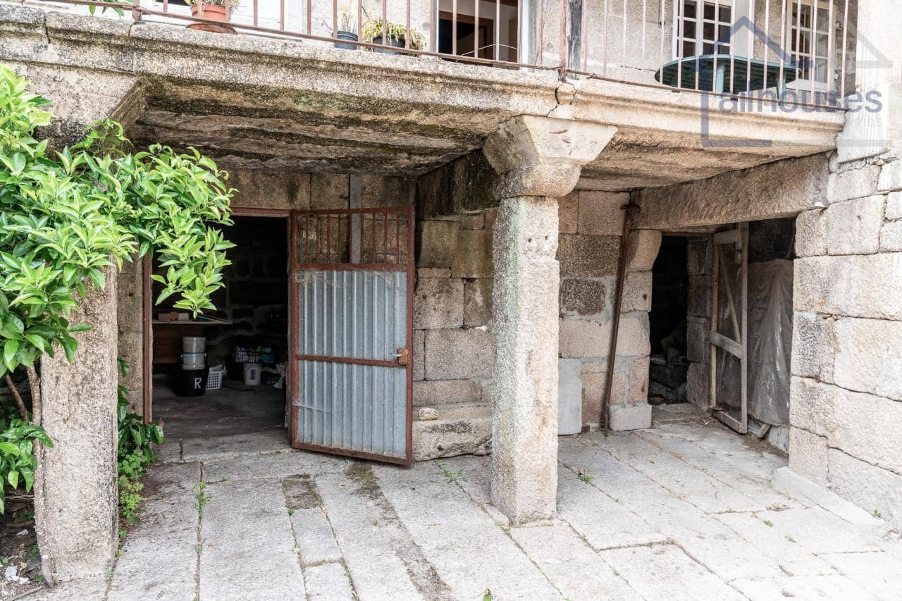 5 bedroom Finca/Country House for sale in Carballeda de Avia - € 249,000 (Ref: 9417279)