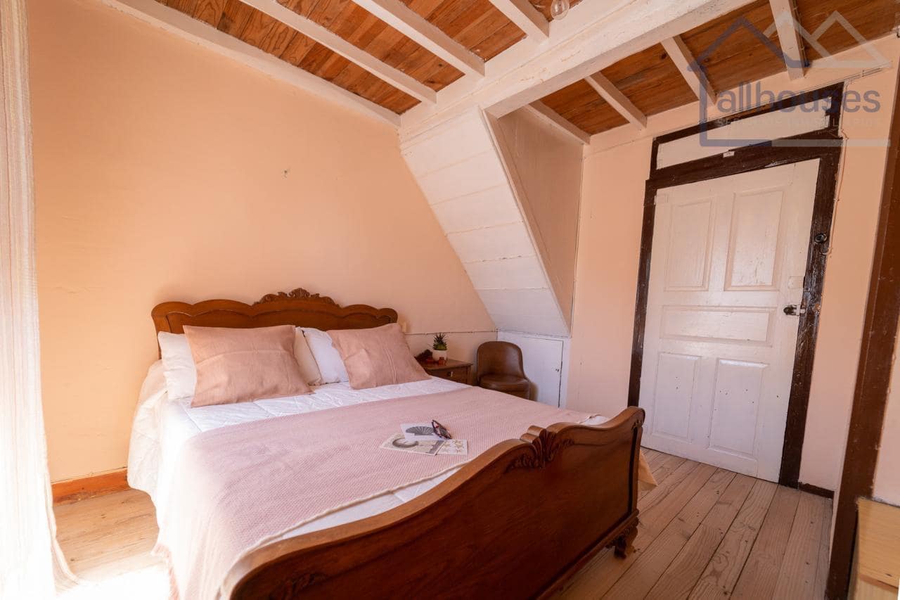 5 bedroom Finca/Country House for sale in Carballeda de Avia - € 249,000 (Ref: 9417279)