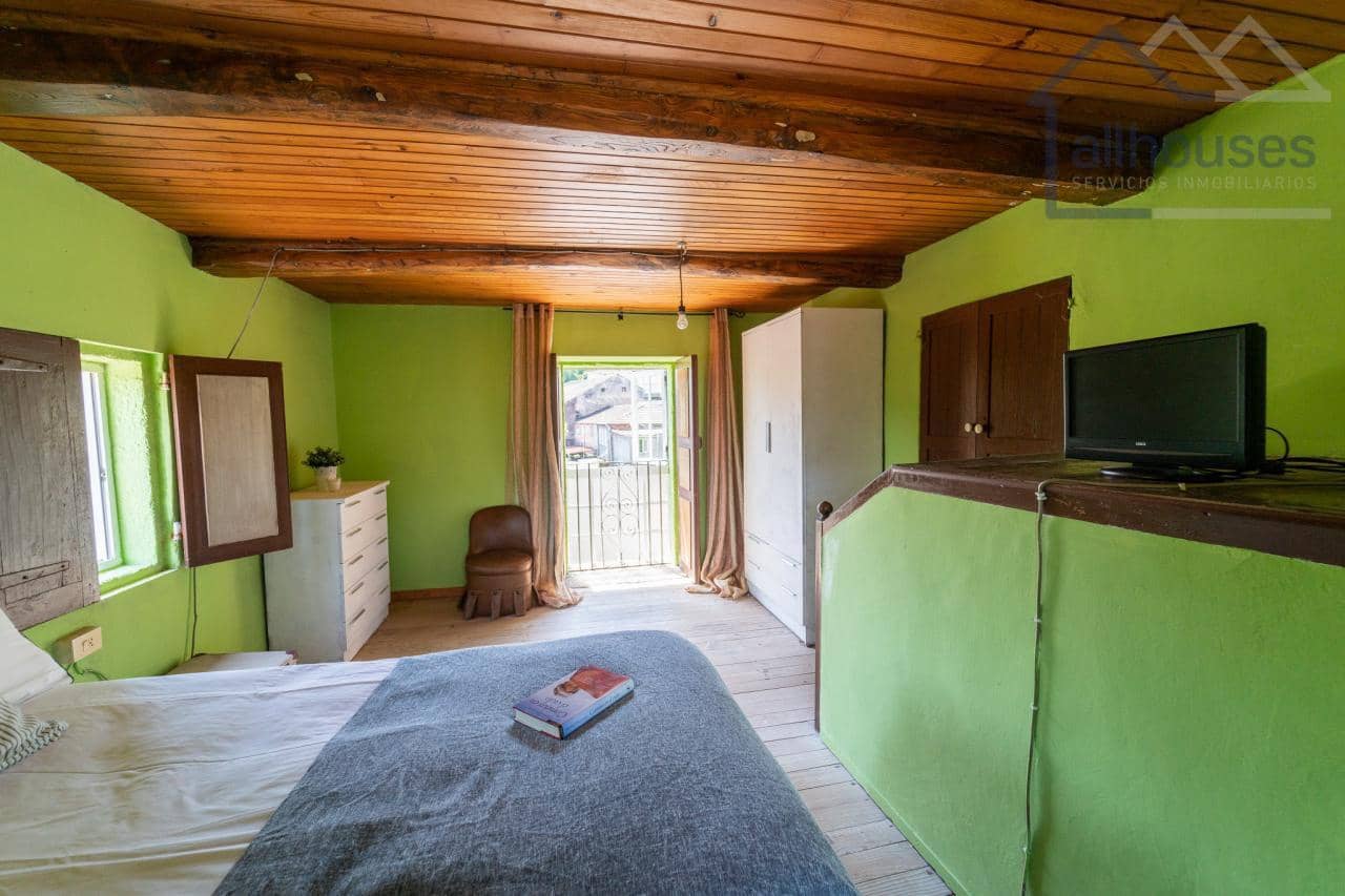 5 bedroom Finca/Country House for sale in Carballeda de Avia - € 249,000 (Ref: 9417279)