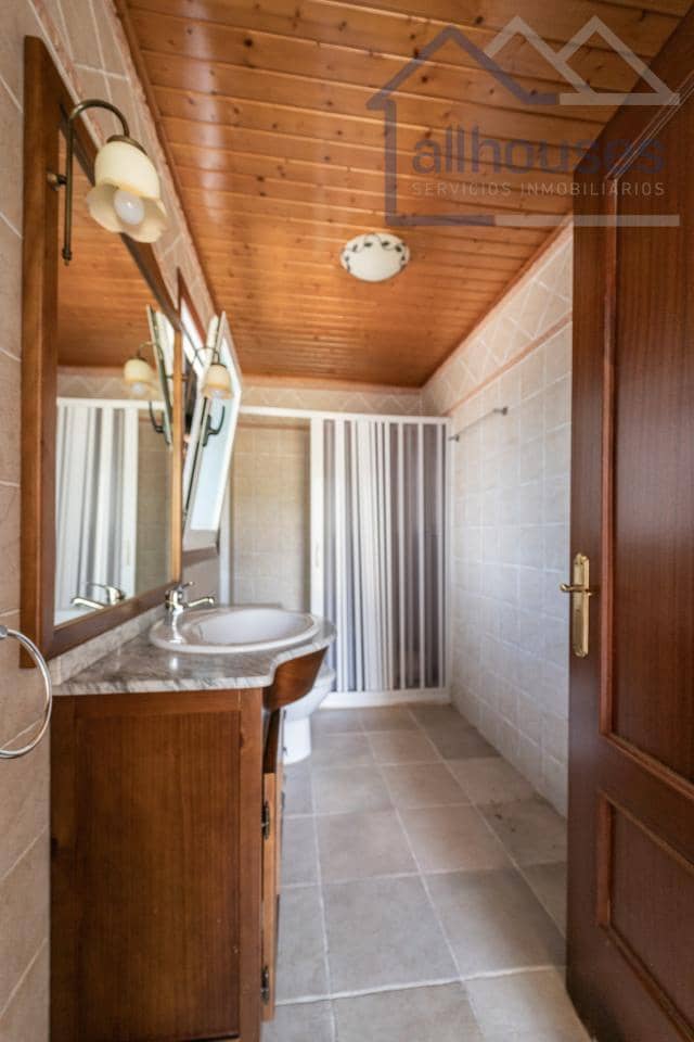 5 bedroom Finca/Country House for sale in Carballeda de Avia - € 249,000 (Ref: 9417279)