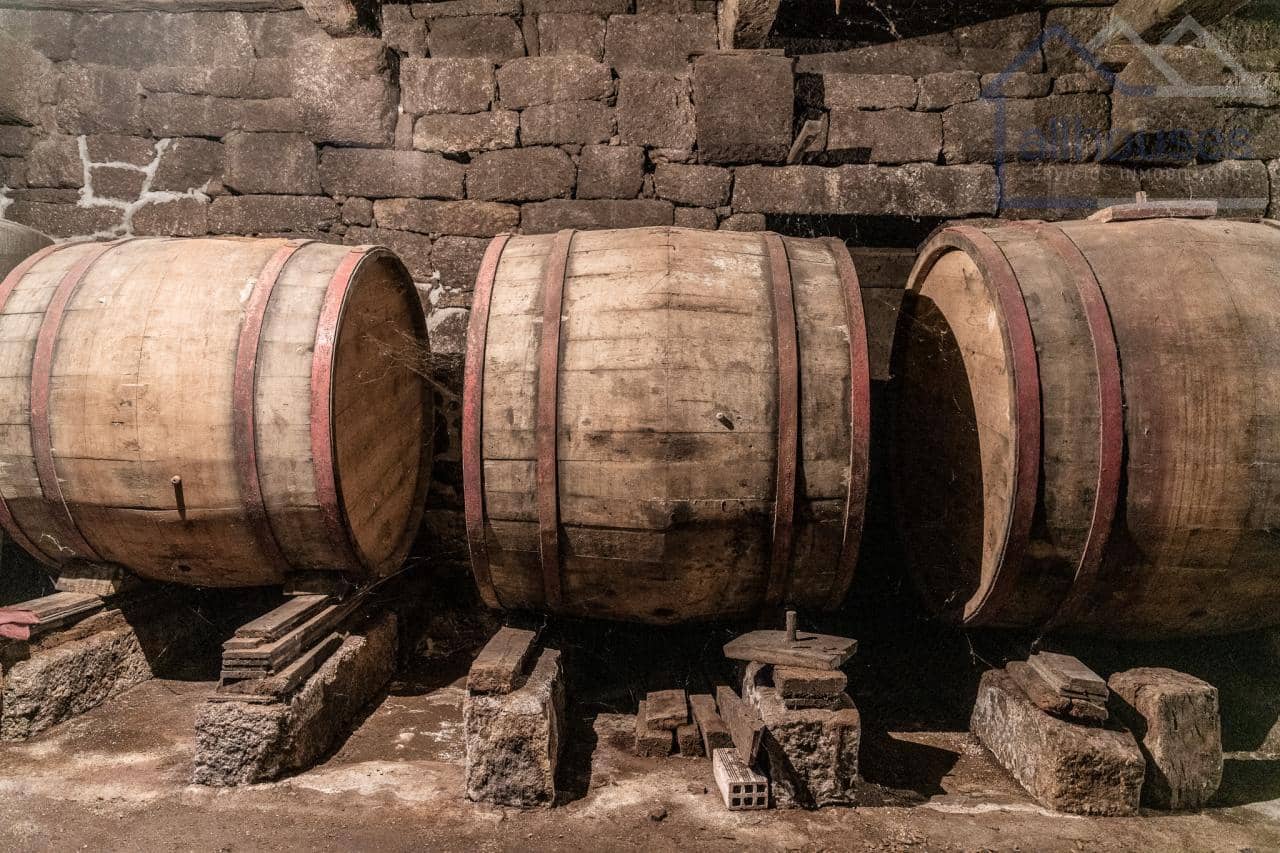 5 bedroom Finca/Country House for sale in Carballeda de Avia - € 249,000 (Ref: 9417279)