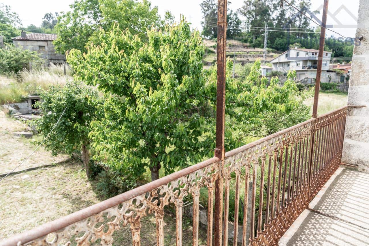 5 bedroom Finca/Country House for sale in Carballeda de Avia - € 249,000 (Ref: 9417279)