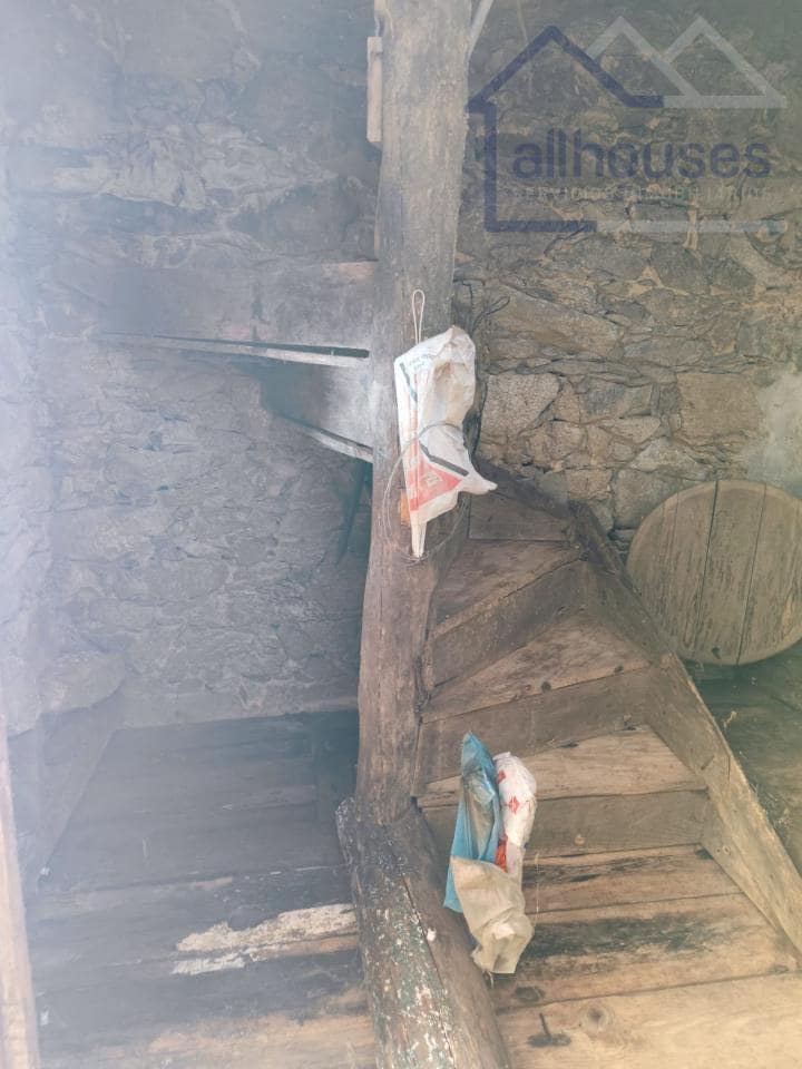 2 bedroom Finca/Country House for sale in O Rosal - € 120,500 (Ref: 9417281)