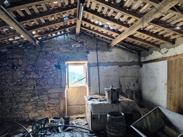 2 bedroom Finca/Country House for sale in O Rosal - € 120,500 (Ref: 9417281)