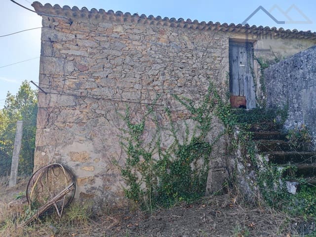 2 bedroom Finca/Country House for sale in O Rosal - € 120,500 (Ref: 9417281)