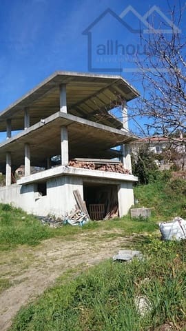 Chalet de 4 habitaciones en O Rosal en venta con garaje - 70.000 € (Ref: 9417282)