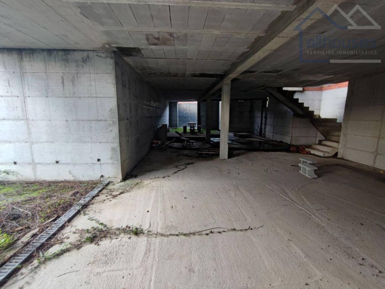 3 bedroom Villa for sale in O Rosal - € 65,000 (Ref: 9417283)