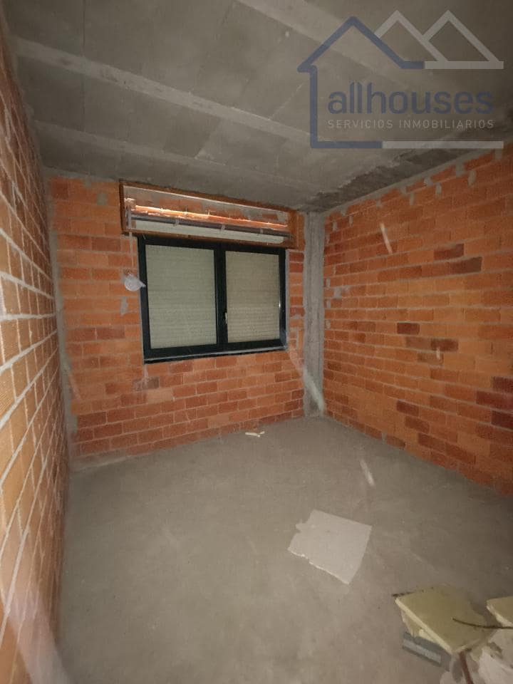 3 bedroom Townhouse for sale in O Rosal with garage - € 83,000 (Ref: 9417284)