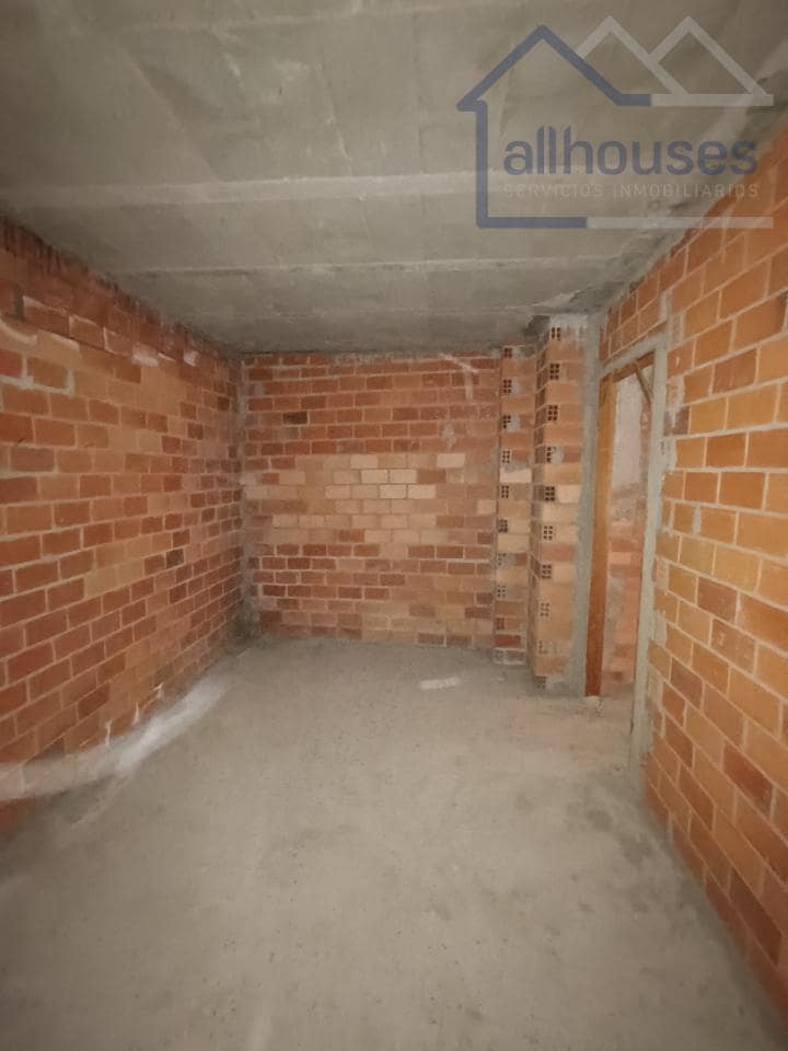 3 bedroom Townhouse for sale in O Rosal with garage - € 83,000 (Ref: 9417284)