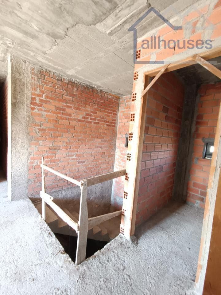 3 bedroom Townhouse for sale in O Rosal with garage - € 83,000 (Ref: 9417284)