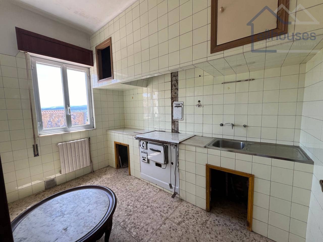 5 soveværelse Byhus til salg i A Guarda - € 140.000 (Ref: 9417286)