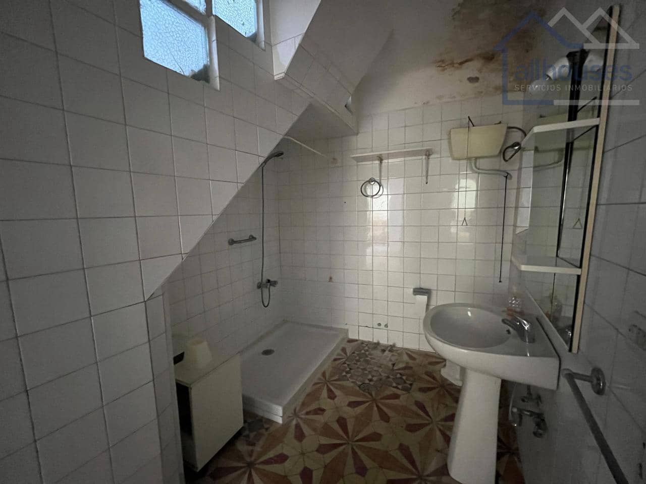 5 soveværelse Byhus til salg i A Guarda - € 140.000 (Ref: 9417286)