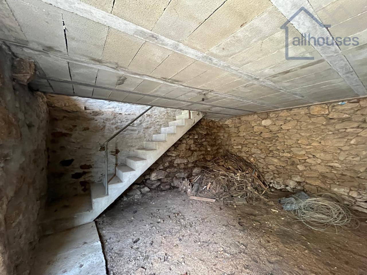 5 soveværelse Byhus til salg i A Guarda - € 140.000 (Ref: 9417286)