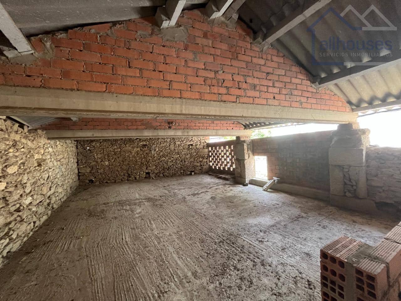 5 soveværelse Byhus til salg i A Guarda - € 140.000 (Ref: 9417286)