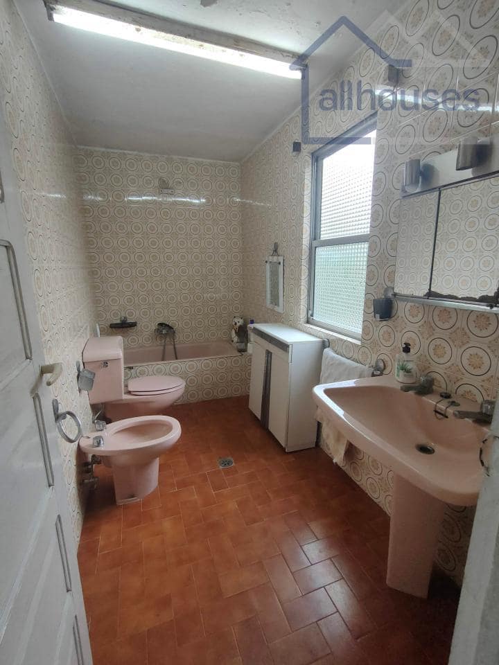 3 bedroom Finca/Country House for sale in O Rosal - € 150,000 (Ref: 9417287)