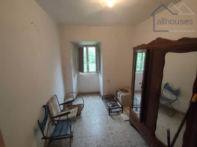 3 bedroom Finca/Country House for sale in O Rosal - € 150,000 (Ref: 9417287)