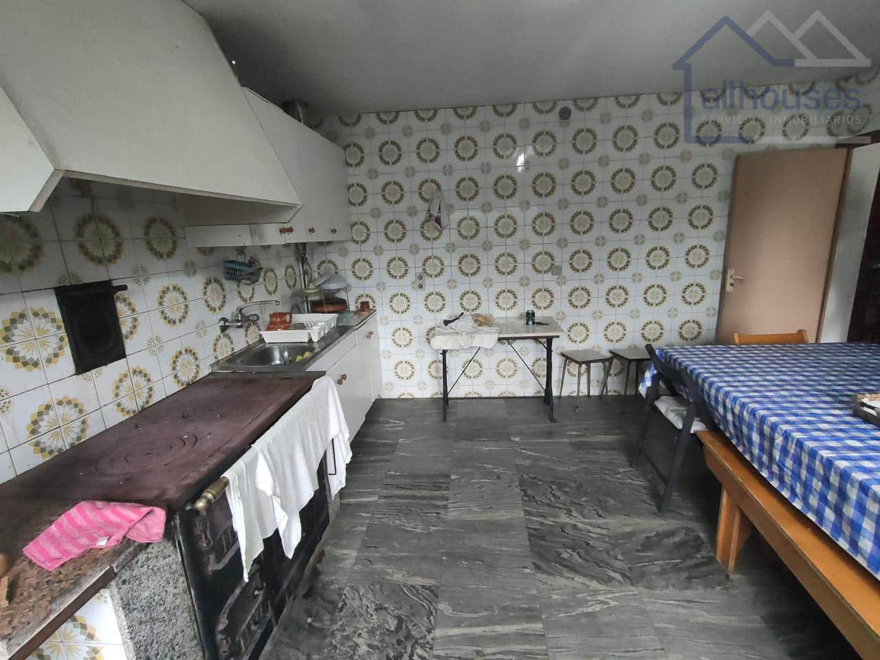 3 bedroom Finca/Country House for sale in O Rosal - € 150,000 (Ref: 9417287)