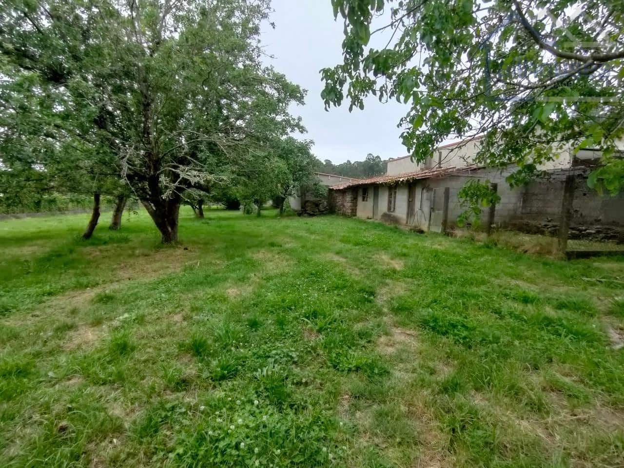 3 bedroom Finca/Country House for sale in O Rosal - € 150,000 (Ref: 9417287)