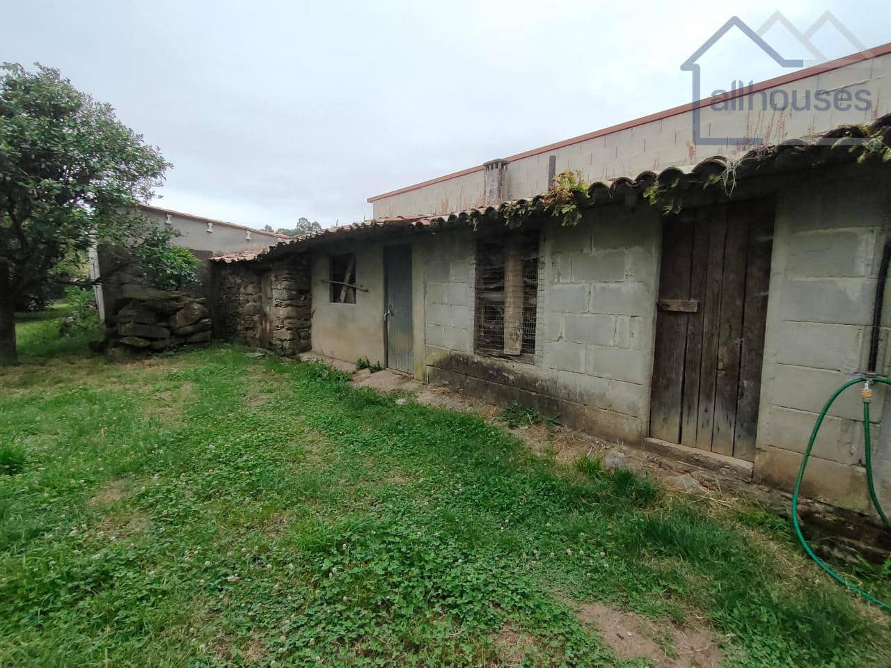 3 bedroom Finca/Country House for sale in O Rosal - € 150,000 (Ref: 9417287)