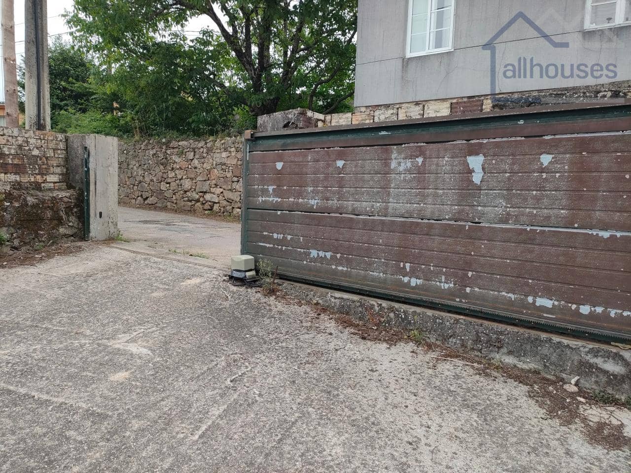 3 bedroom Finca/Country House for sale in O Rosal - € 150,000 (Ref: 9417287)