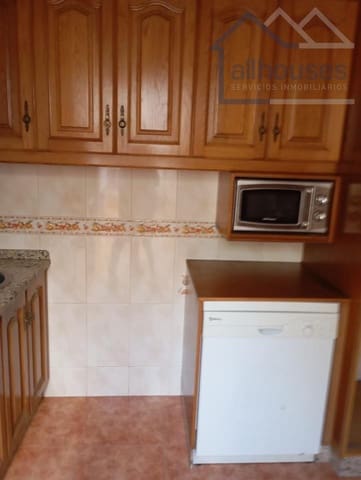 6 bedroom Townhouse for sale in A Guarda with garage - € 140,000 (Ref: 9417288)