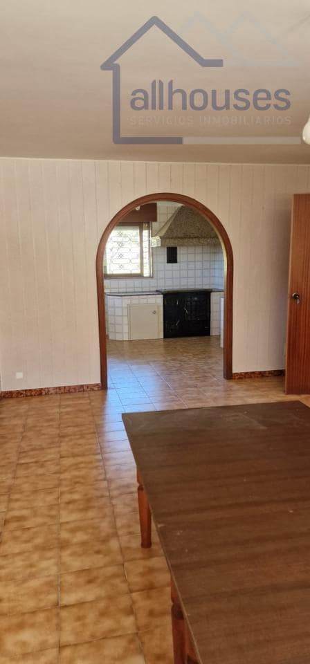 4 bedroom Townhouse for sale in A Guarda with garage - € 300,000 (Ref: 9417289)