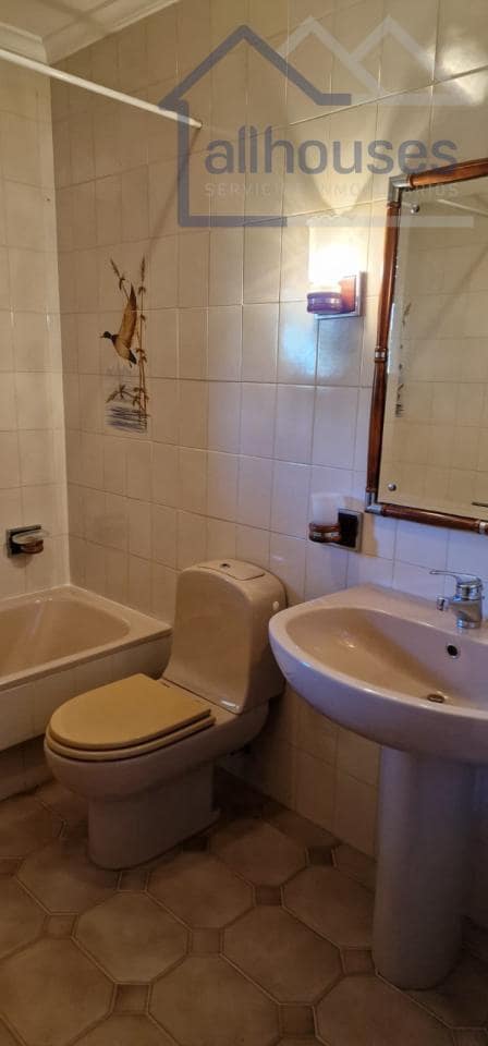 4 bedroom Townhouse for sale in A Guarda with garage - € 300,000 (Ref: 9417289)