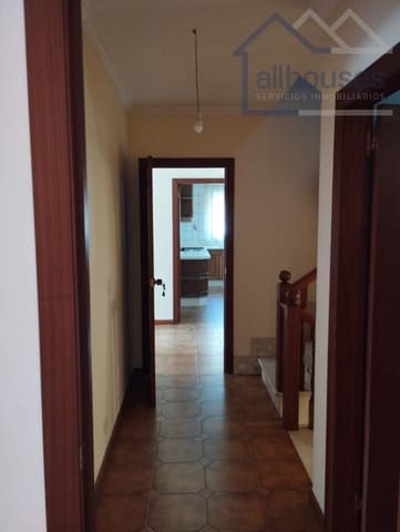 4 bedroom Townhouse for sale in A Guarda with garage - € 300,000 (Ref: 9417289)