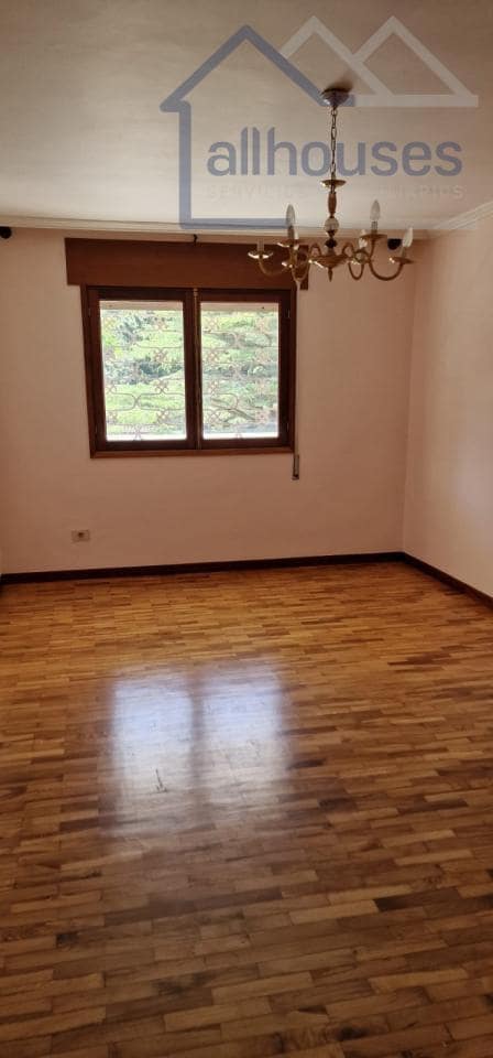 4 bedroom Townhouse for sale in A Guarda with garage - € 300,000 (Ref: 9417289)