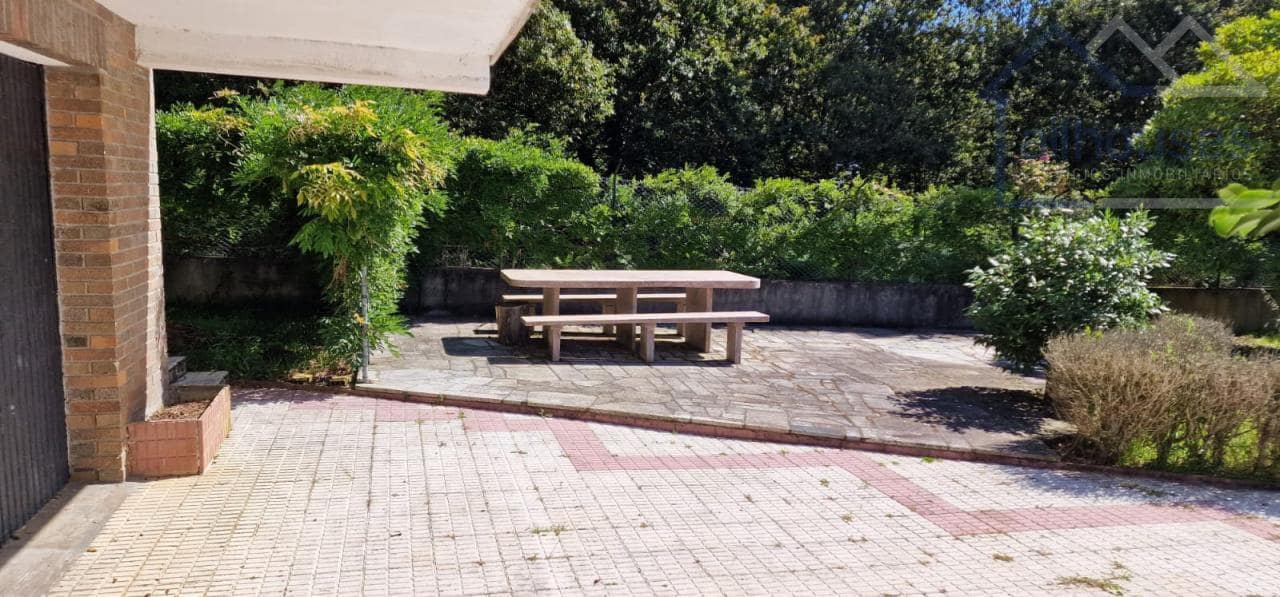 4 bedroom Townhouse for sale in A Guarda with garage - € 300,000 (Ref: 9417289)