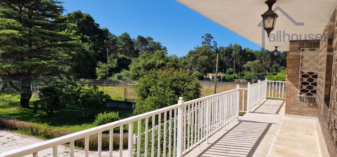 4 bedroom Townhouse for sale in A Guarda with garage - € 300,000 (Ref: 9417289)