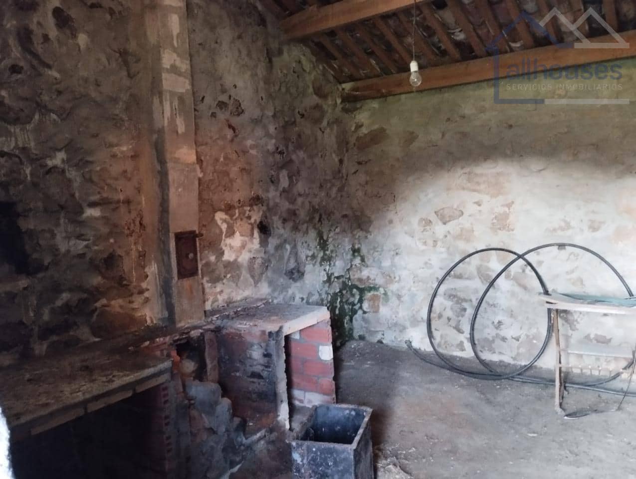 Byhus til salg i A Guarda - € 50.000 (Ref: 9417291)