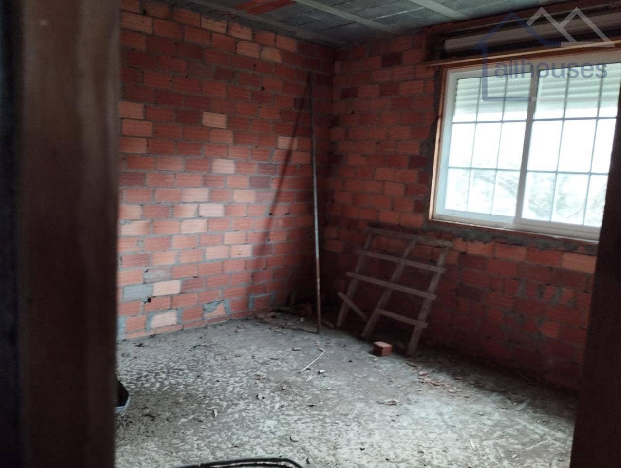 2 bedroom Townhouse for sale in Oia with garage - € 75,000 (Ref: 9417296)