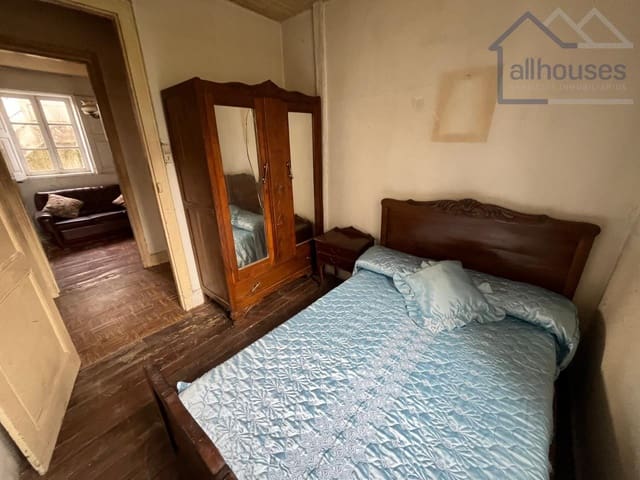 3 bedroom Townhouse for sale in Ponteareas - € 79,000 (Ref: 9417298)