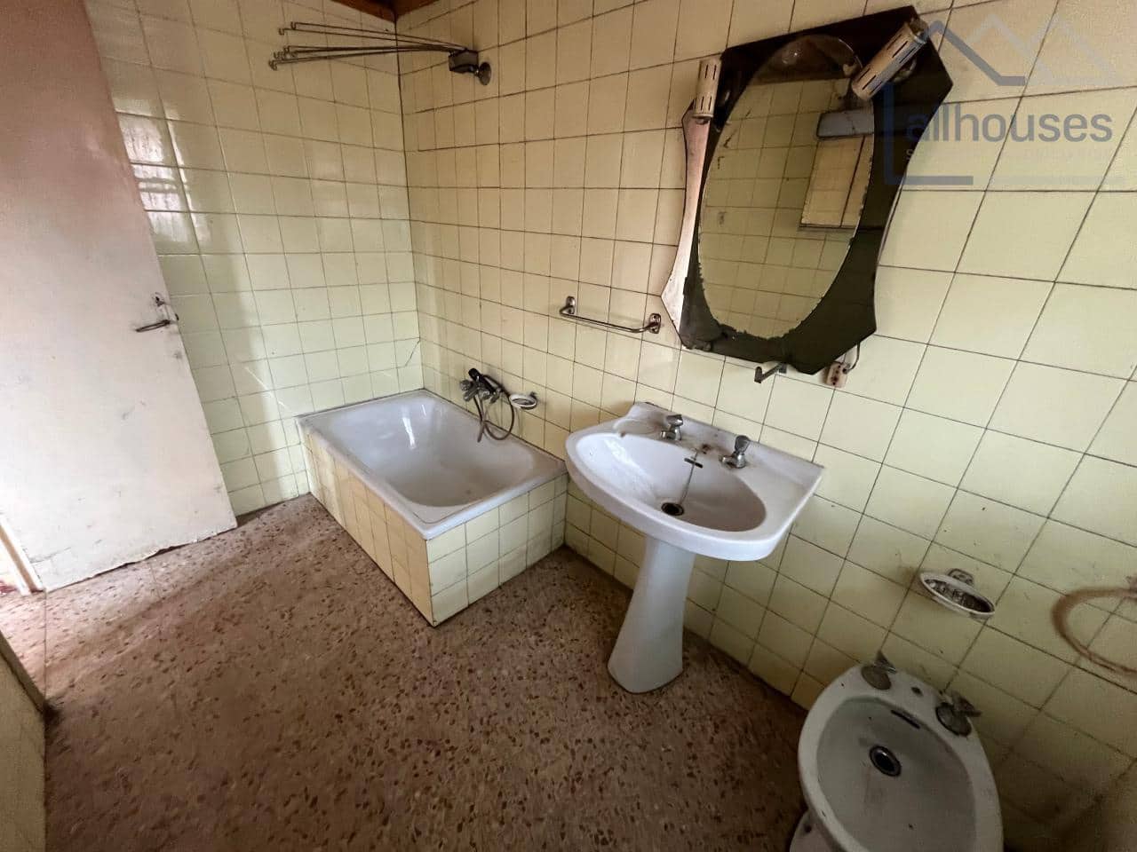 3 bedroom Townhouse for sale in Ponteareas - € 79,000 (Ref: 9417298)