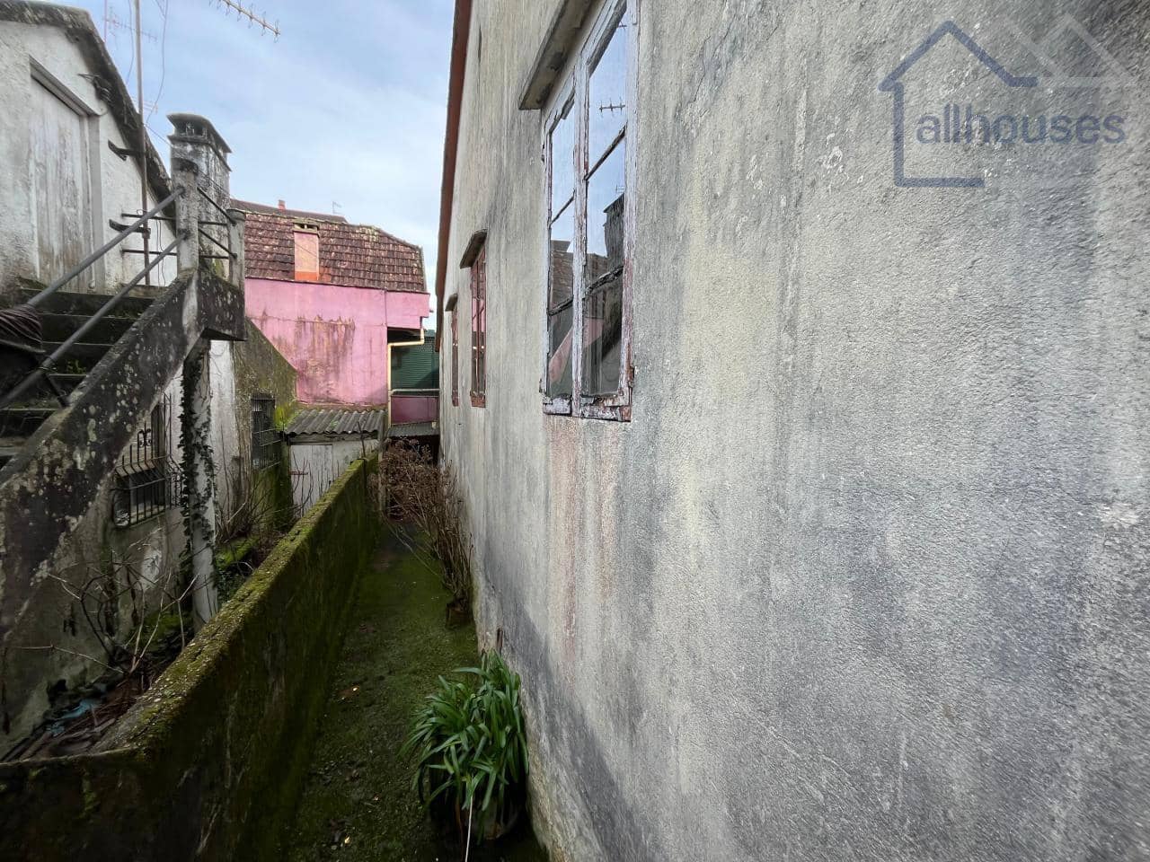 3 bedroom Townhouse for sale in Ponteareas - € 79,000 (Ref: 9417298)