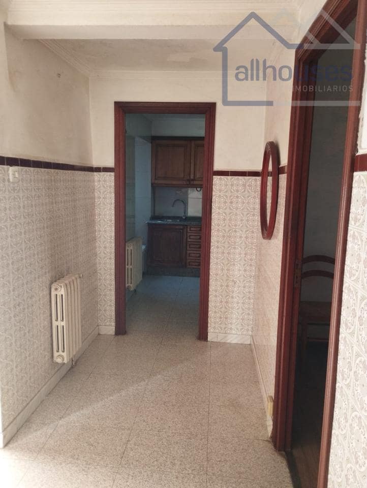 2 bedroom Townhouse for sale in A Guarda with garage - € 125,000 (Ref: 9417299)