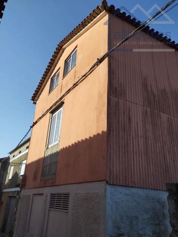 2 bedroom Townhouse for sale in A Guarda with garage - € 125,000 (Ref: 9417299)