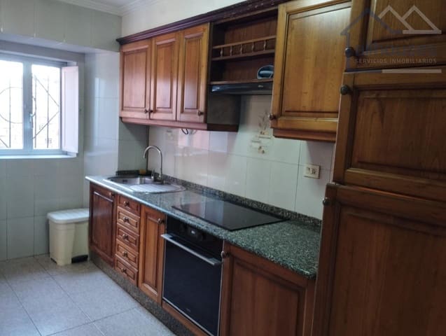 2 bedroom Townhouse for sale in A Guarda with garage - € 125,000 (Ref: 9417299)