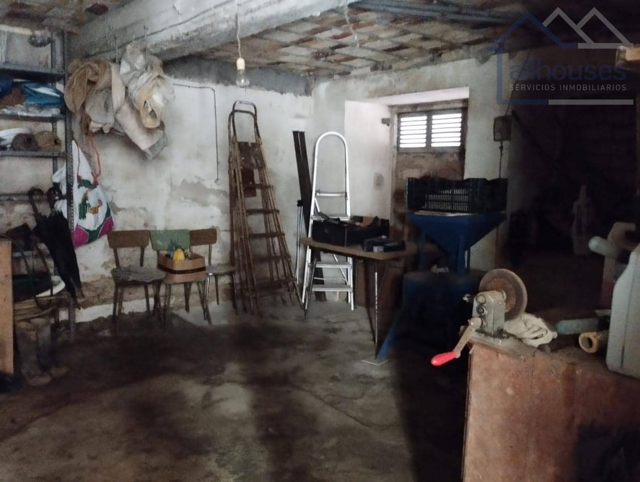 2 bedroom Townhouse for sale in A Guarda with garage - € 125,000 (Ref: 9417299)