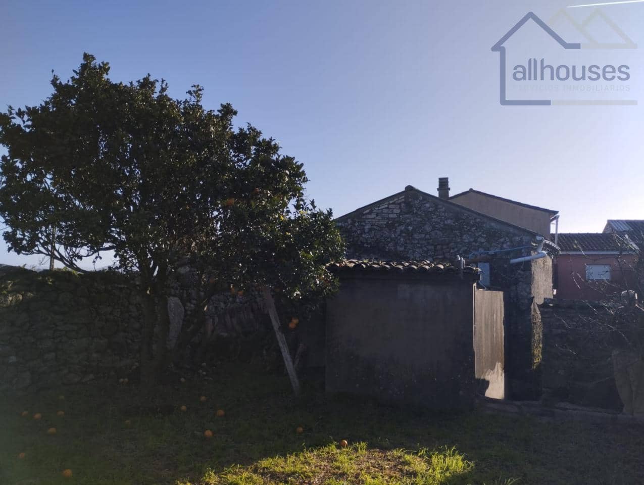 2 bedroom Townhouse for sale in A Guarda with garage - € 125,000 (Ref: 9417299)